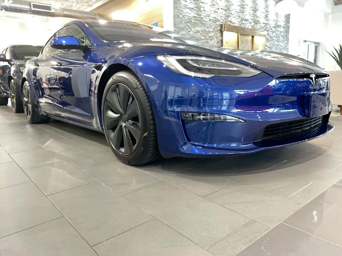 Check price and buy New Tesla Model S Plaid Restyling 2 For Sale