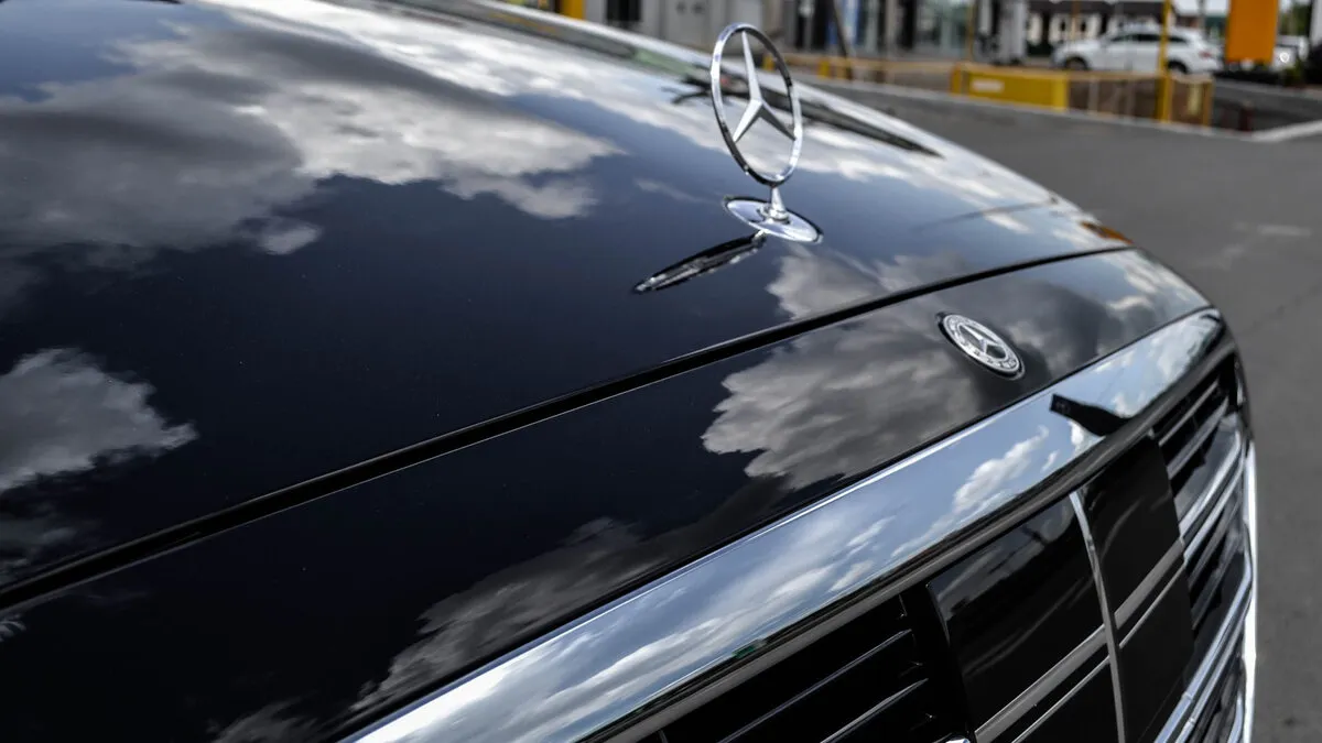 Check price and buy New Mercedes-Benz S-Class 350 d Long 4MATIC (W223) For Sale