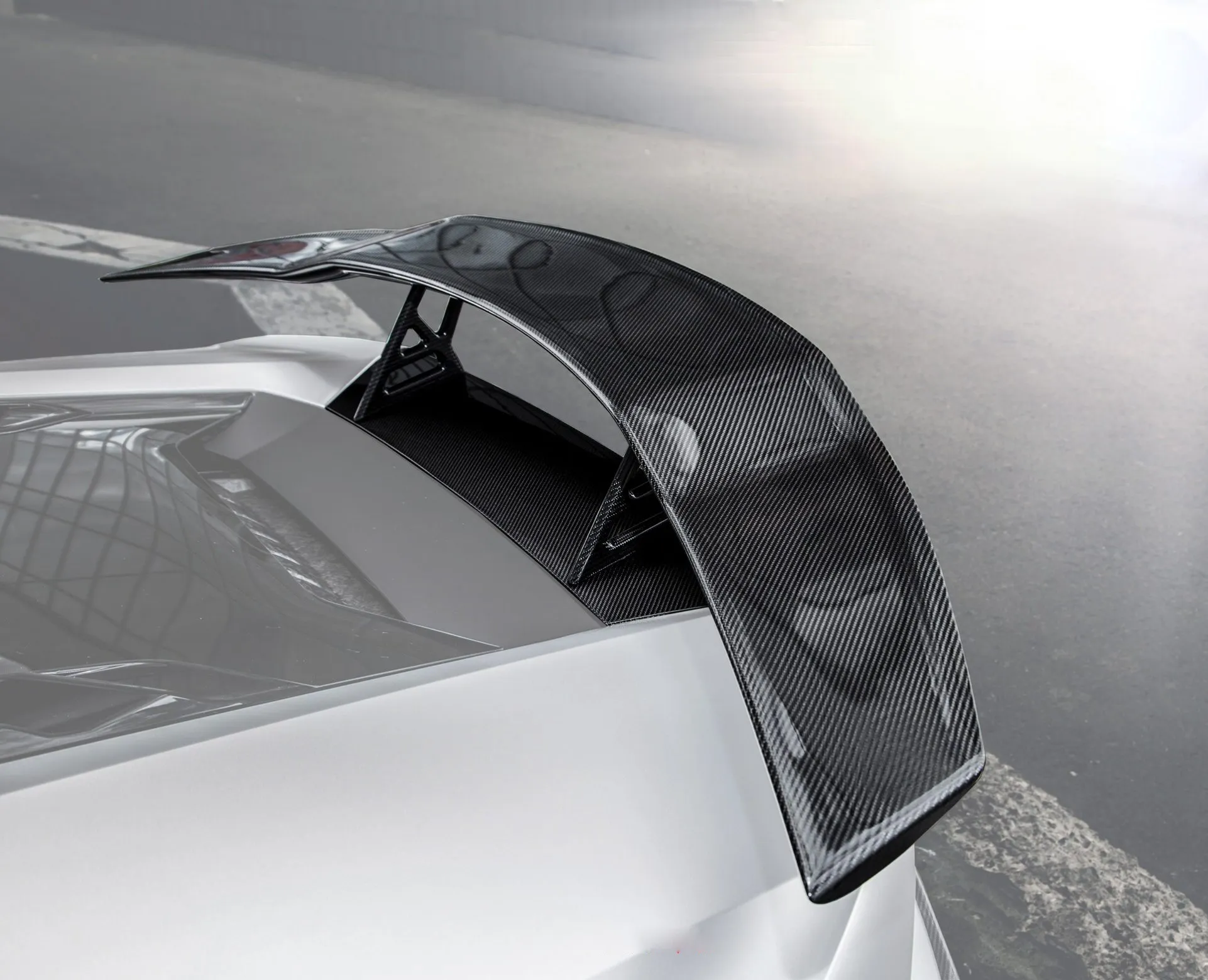 Rear high performance wing Carbon for Lamborghini Aventador
