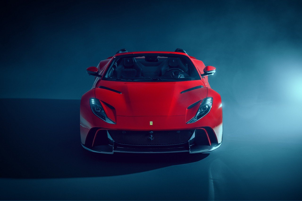 Ferrari Novitec красная