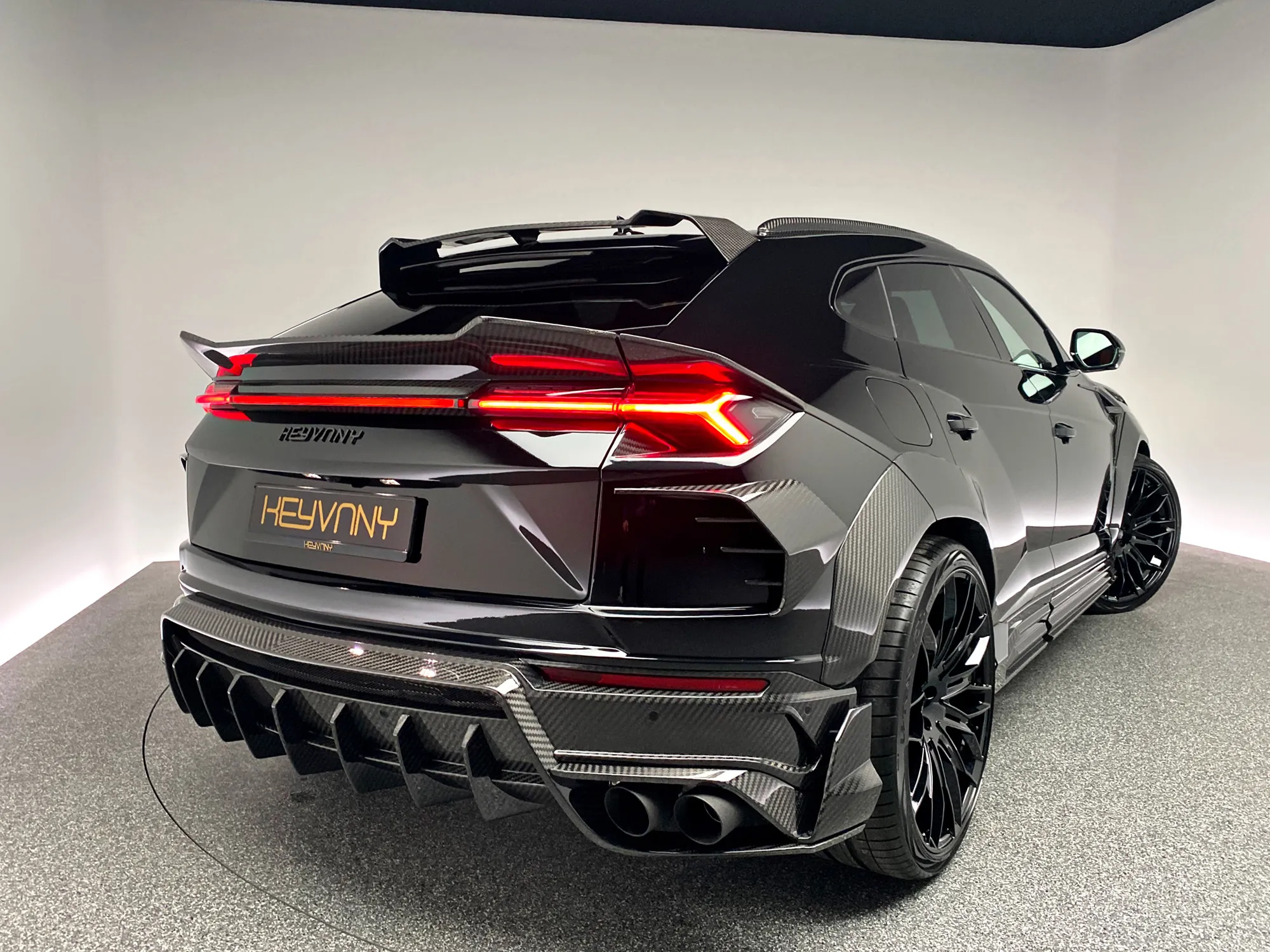 Check price and buy Keyvany Carbon Fiber Body kit set for Lamborghini Urus