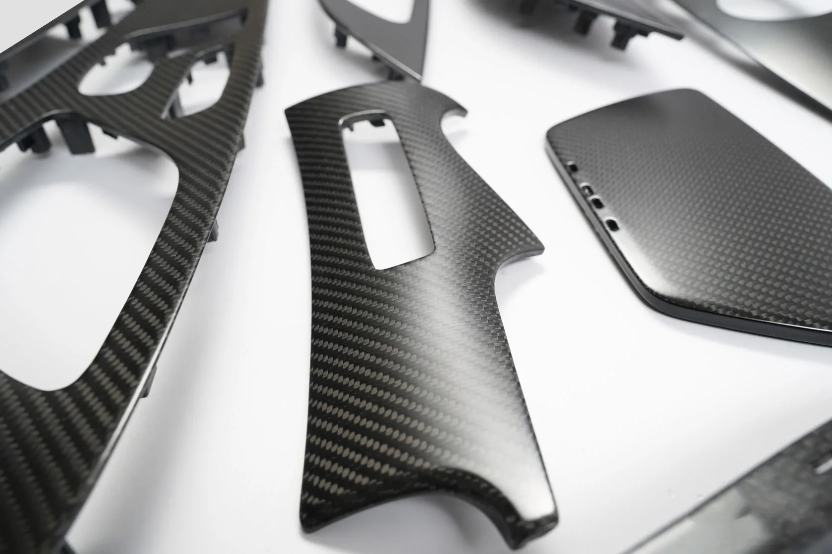 LHD Interior panels Forged Carbon for Mercedes E-class AMG W213 E63 AMG Restyling