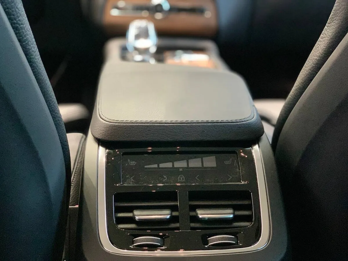 Check price and buy New Volvo XC90 Restyling For Sale