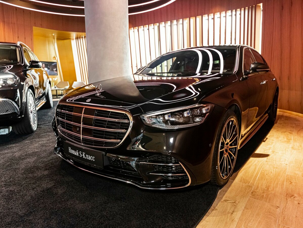 Check price and buy New Mercedes-Benz S-Class 450 Long (W223) For Sale