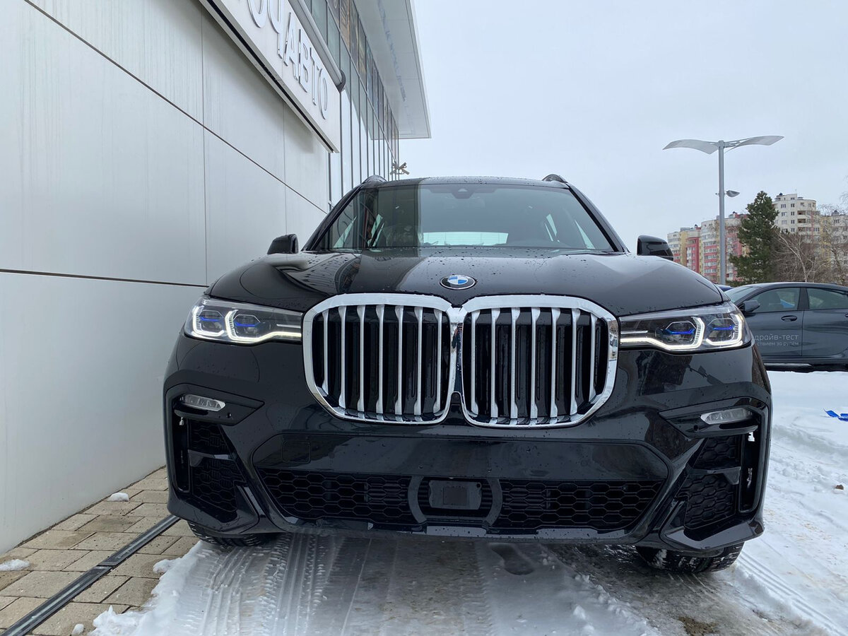 Check price and buy New BMW X7 30d (G07) For Sale