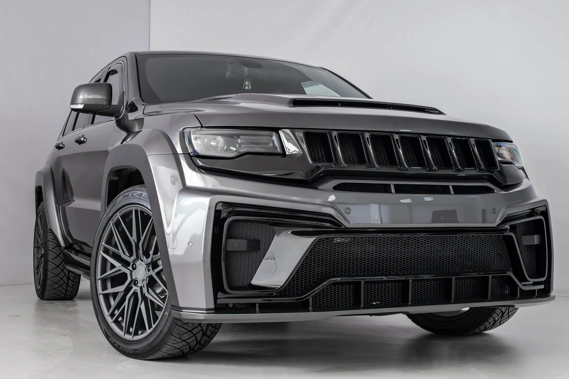 Check price and buy SCL Performance Titan  body kit for Jeep Grand Cherokee