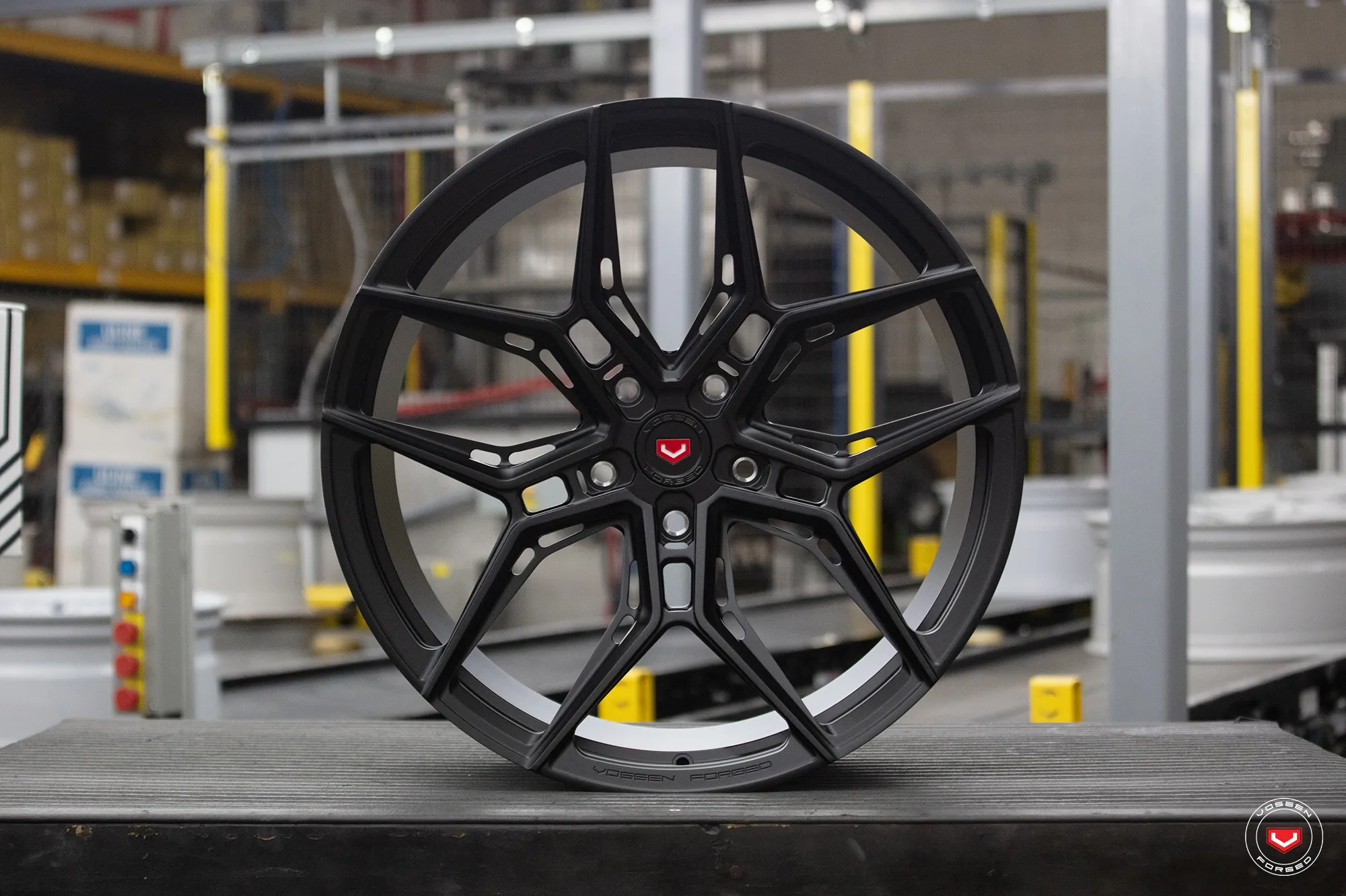 Vossen EVO 4R forged wheel — rear angle