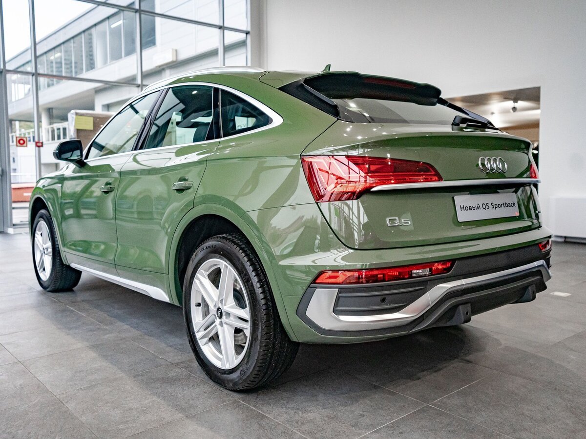 Check price and buy New Audi Q5 Sportback 45 TFSI (FY) For Sale