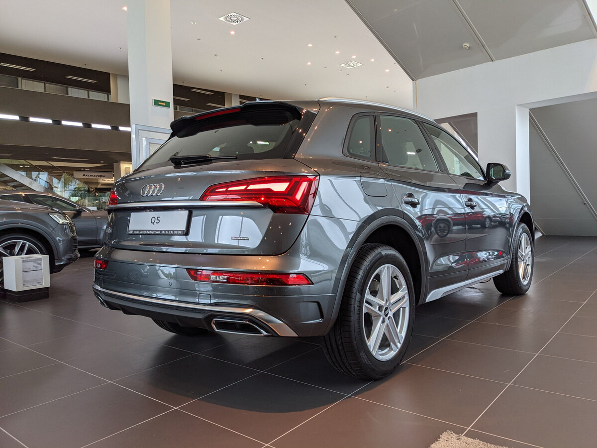 Check price and buy New Audi Q5 45 TFSI (FY) Restyling For Sale