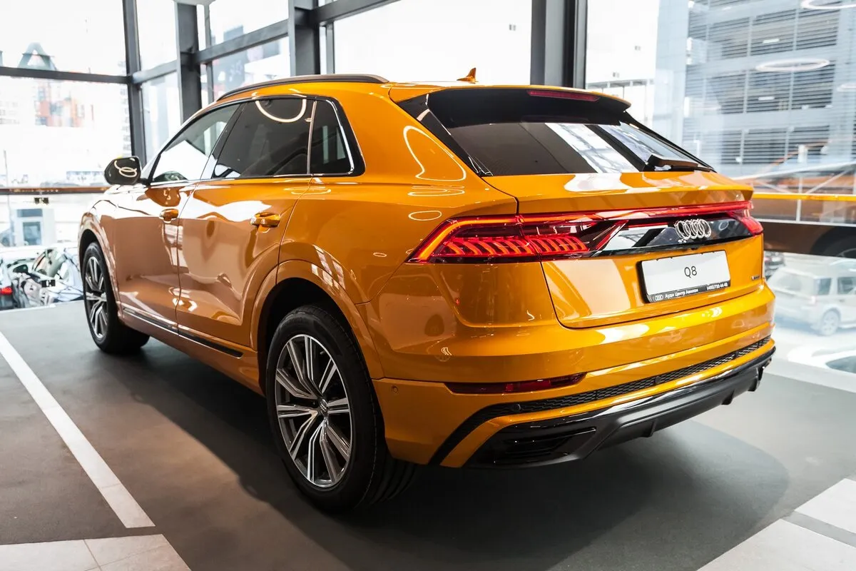 Buy New Audi Q8 45 TDI