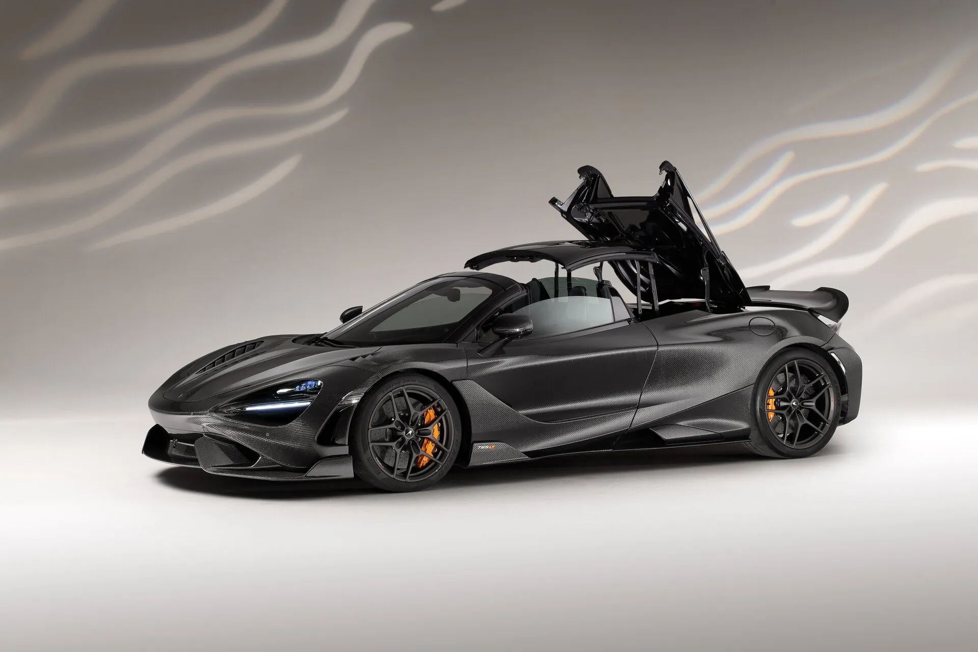 Check our price and buy Topcar Design body kit for McLaren 765 LT Spider Carbon Edition!
