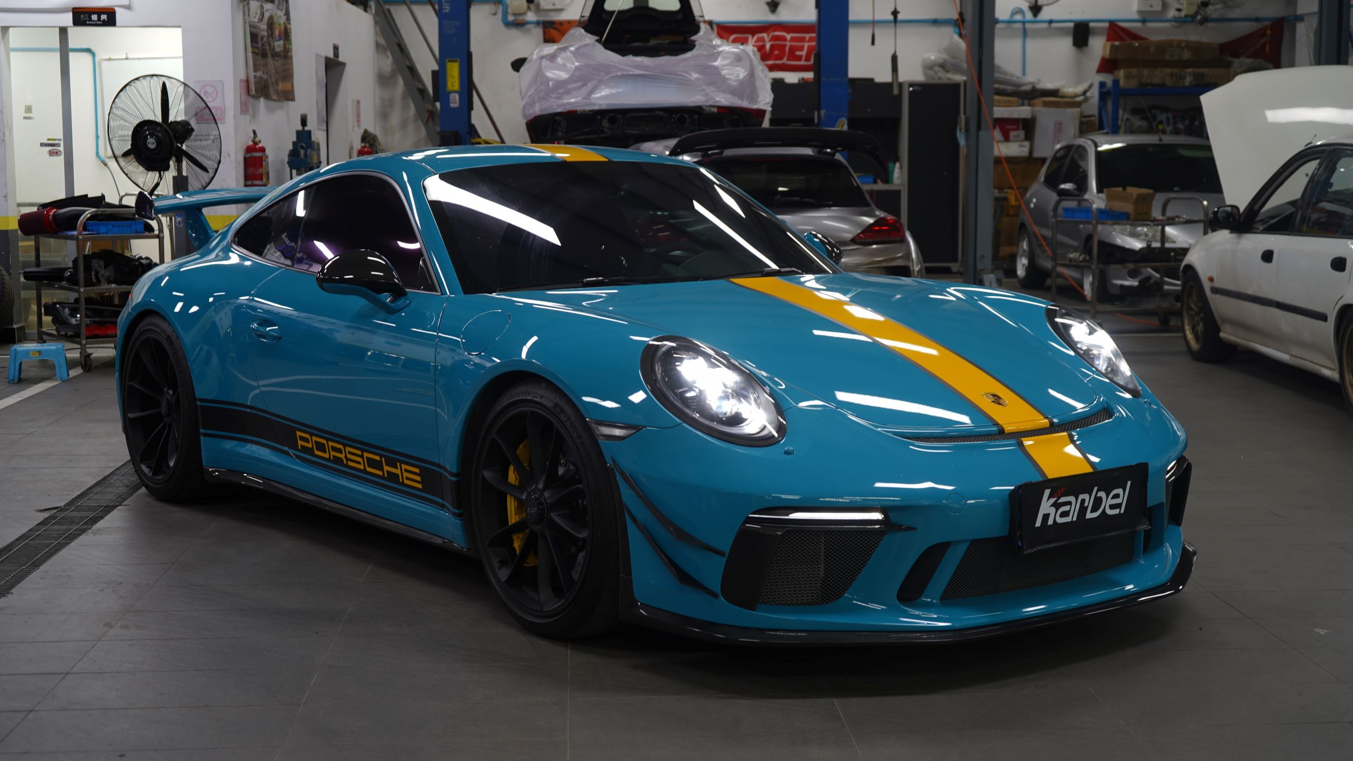 Check our price and buy a Karbel Carbon Fiber Body Kit set for Porsche 911 991.2 GT3