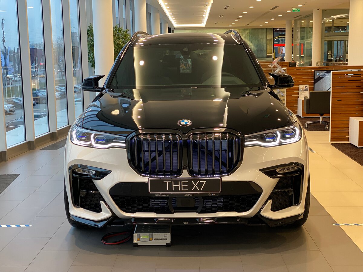 Buy New BMW X7 40d (G07)