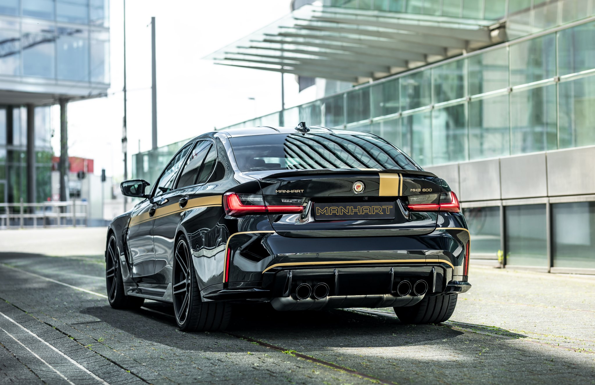 Check our price and buy an Manhart carbon fiber body kit for BMW M3 G80!