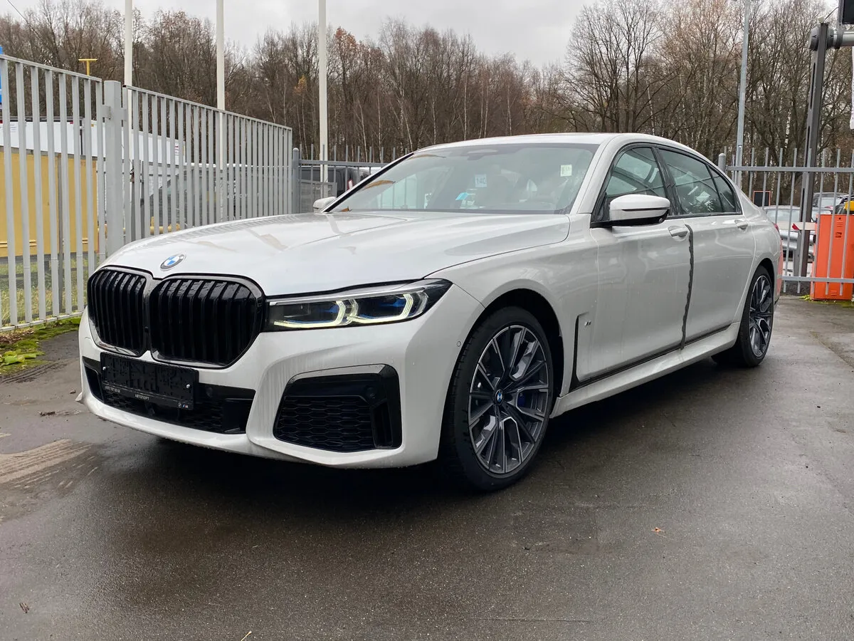 Buy New BMW 7 series Long 740Ld xDrive (G11/G12) Restyling