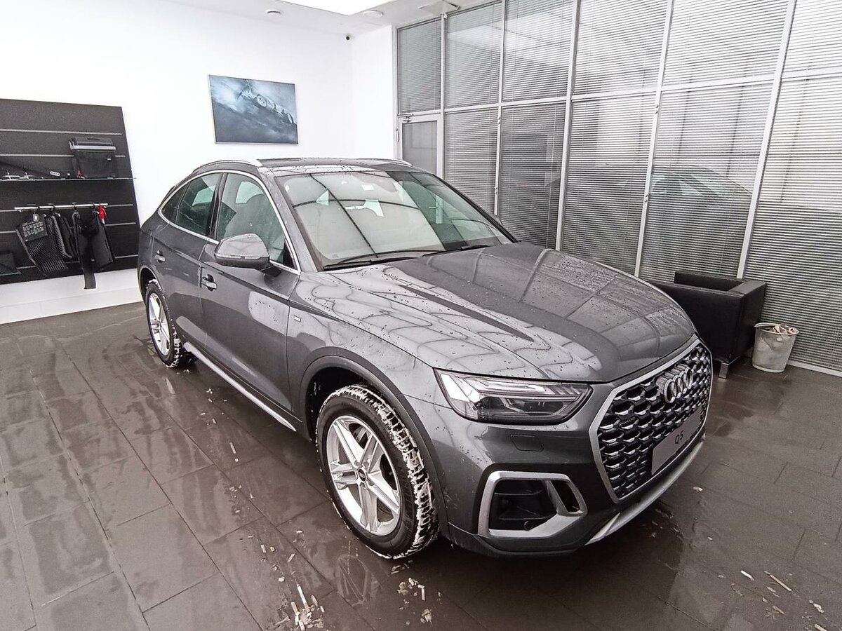 Check price and buy New Audi Q5 Sportback 45 TFSI (FY) For Sale