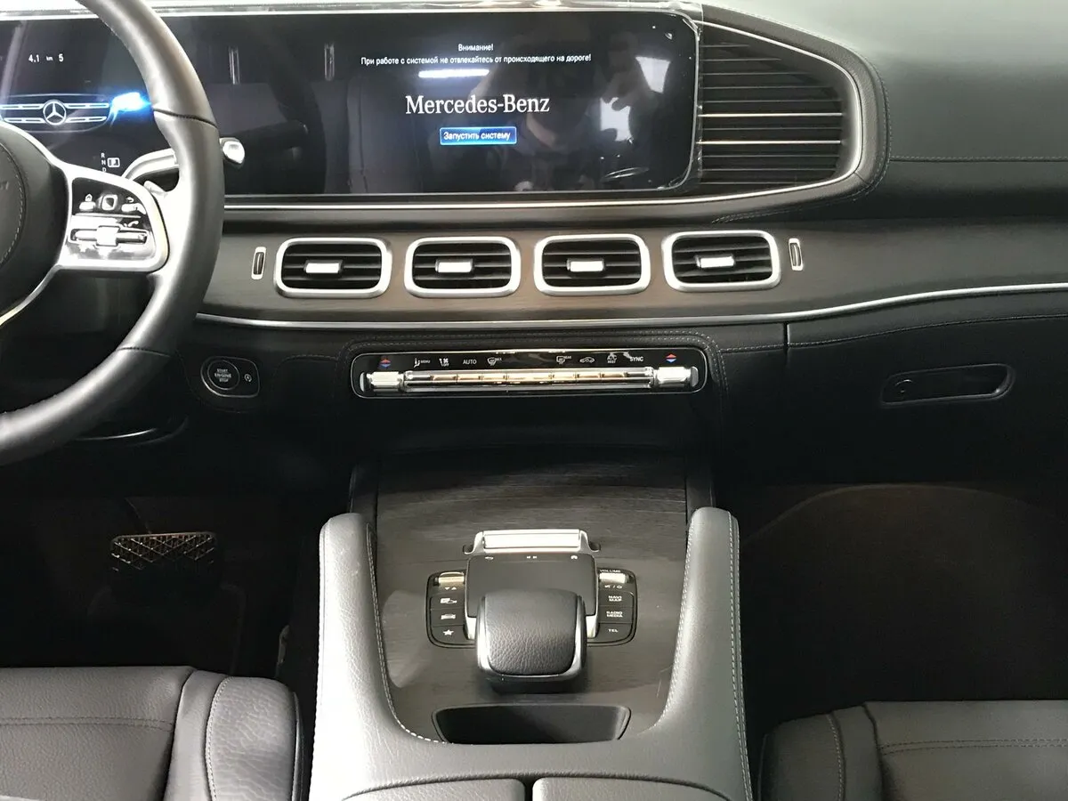 Check price and buy New Mercedes-Benz GLE 300 d (V167) For Sale