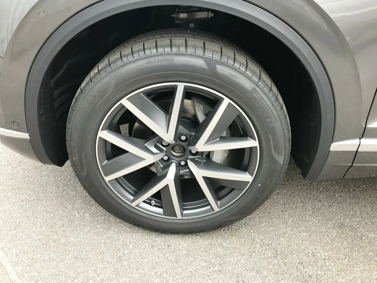 Check price and buy New Volkswagen Touareg For Sale