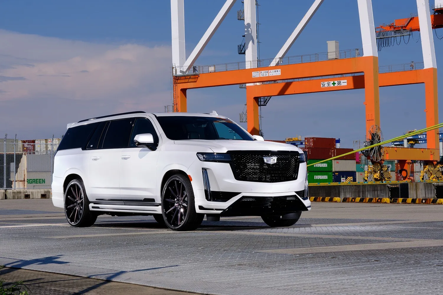 Check our price and buy Zero design body kit for Cadillac Escalade V