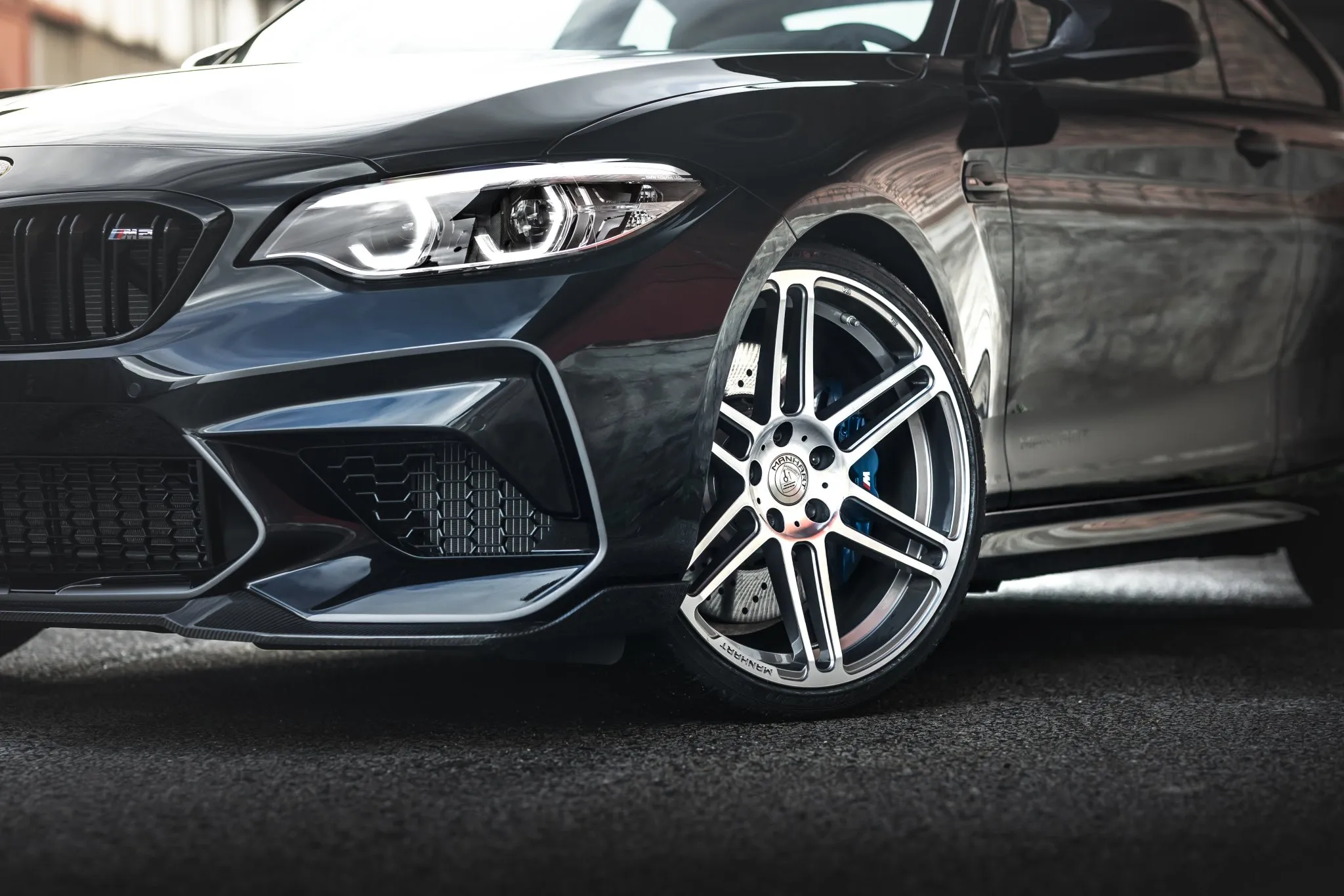 Check our price and buy an Manhart carbon fiber body kit for BMW M2 F87!
