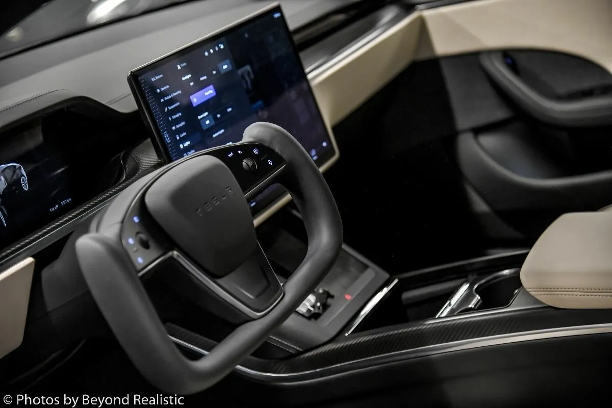 Check price and buy New Tesla Model S Plaid Restyling 2 For Sale