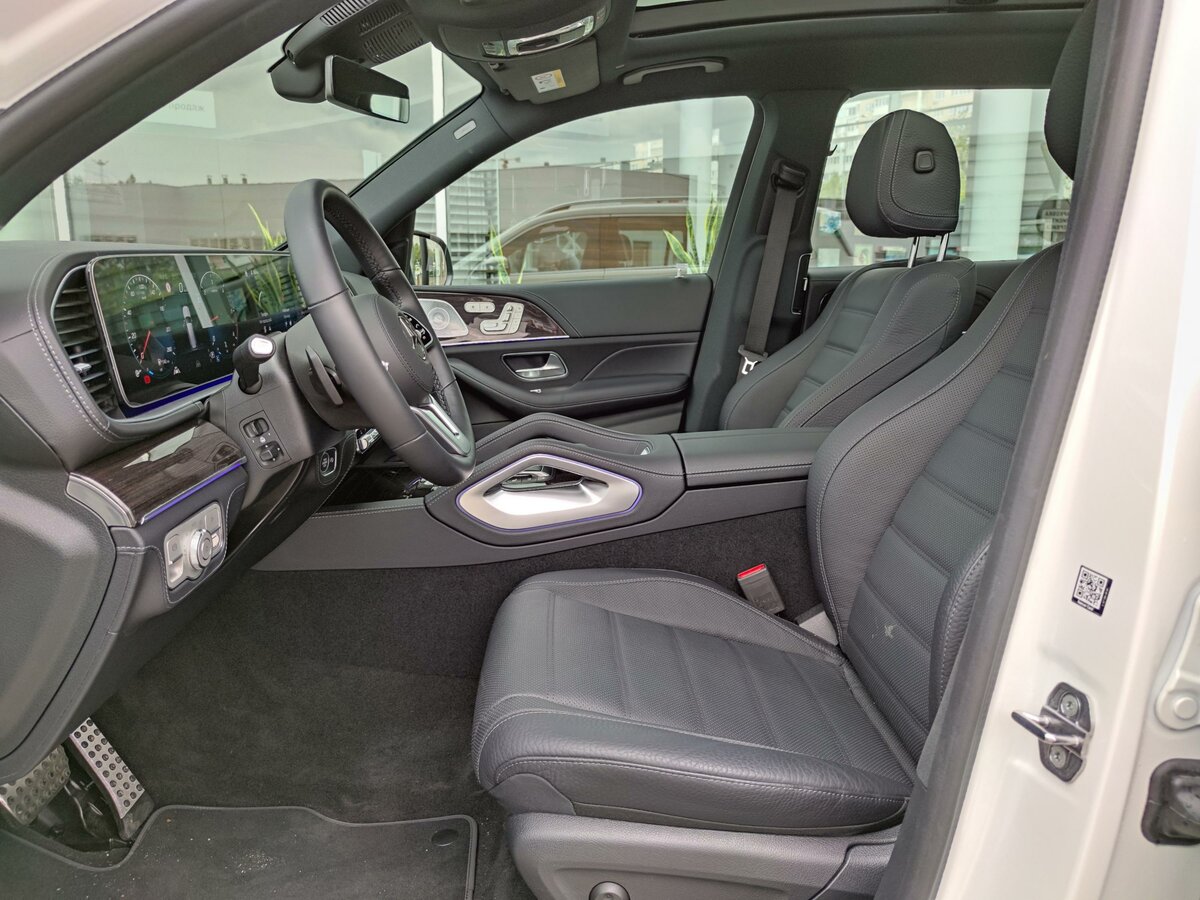 Check price and buy New Mercedes-Benz GLS 400 d (X167) For Sale