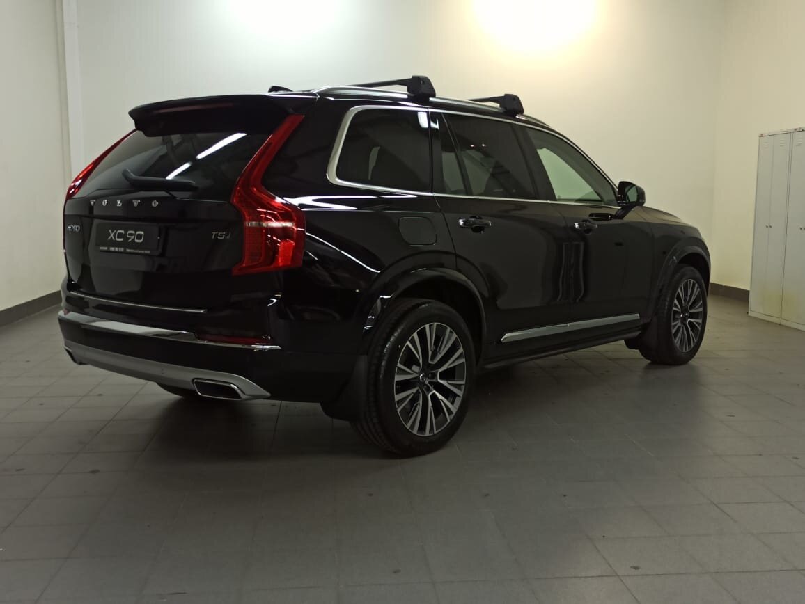 Check price and buy New Volvo XC90 Restyling For Sale