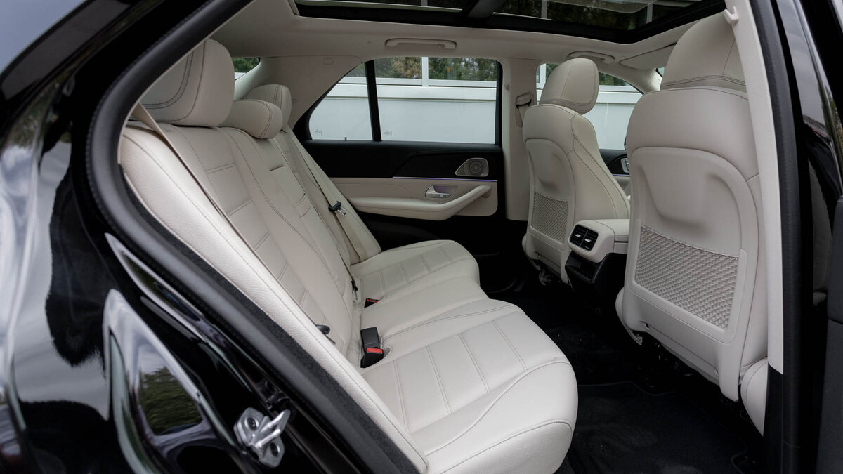 Check price and buy New Mercedes-Benz GLE 300 d (V167) For Sale