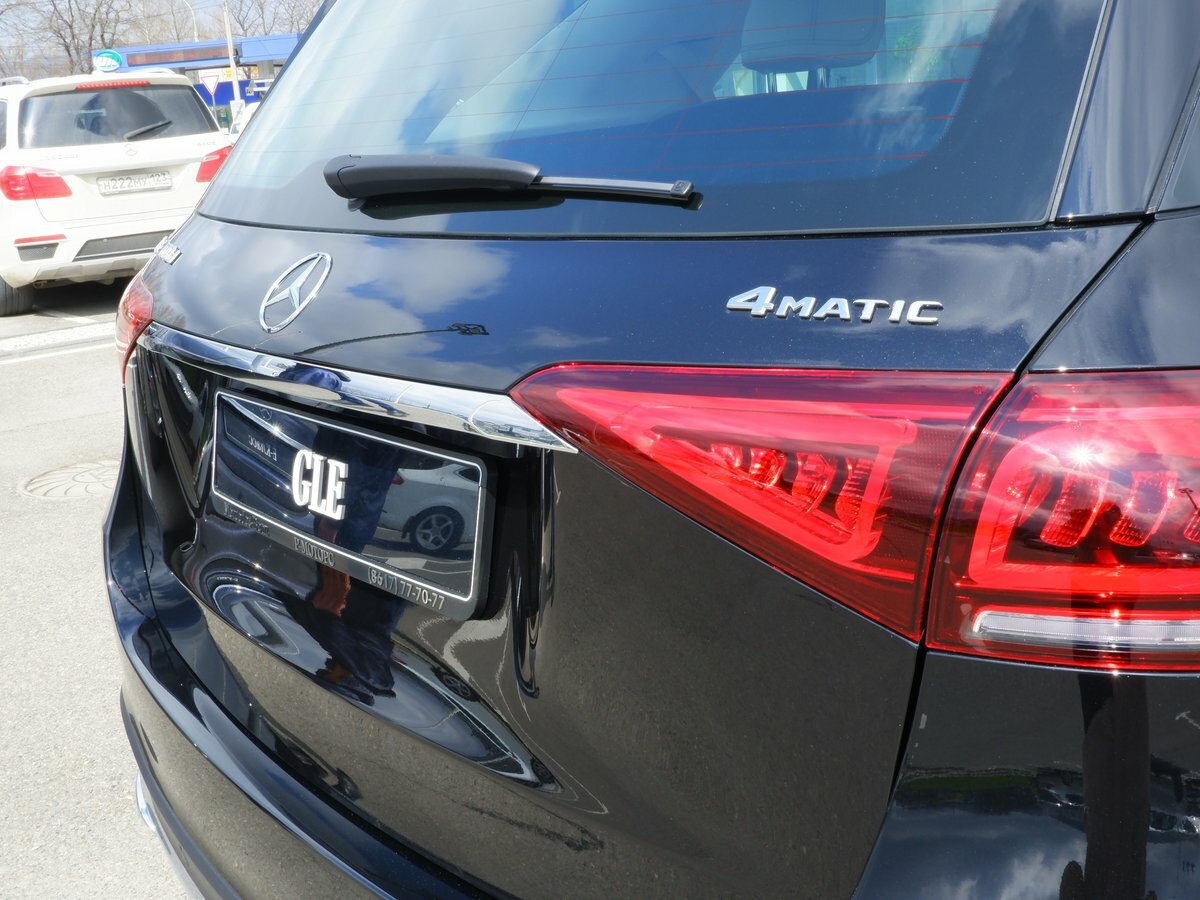 Check price and buy New Mercedes-Benz GLE 300 d (V167) For Sale