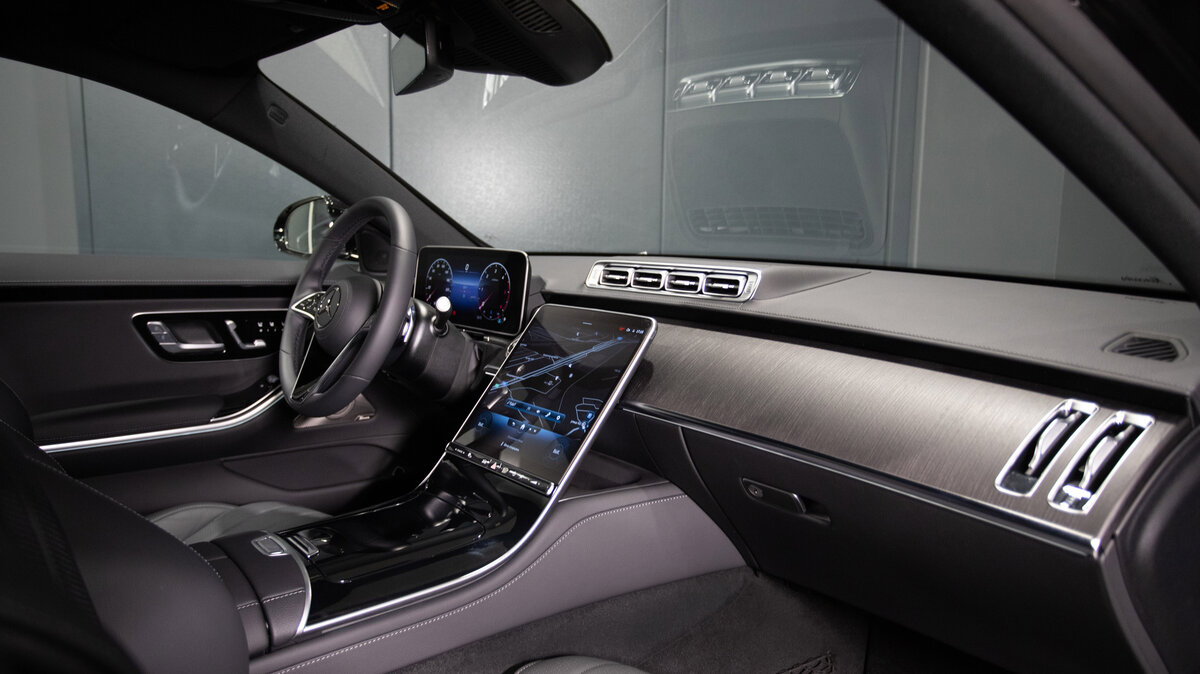 Check price and buy New Mercedes-Benz S-Class 350 d Long 4MATIC (W223) For Sale