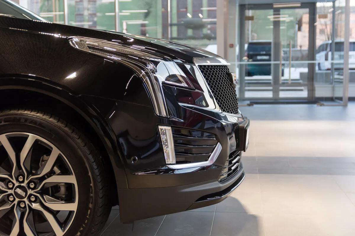 Check price and buy New Cadillac XT5 Restyling For Sale