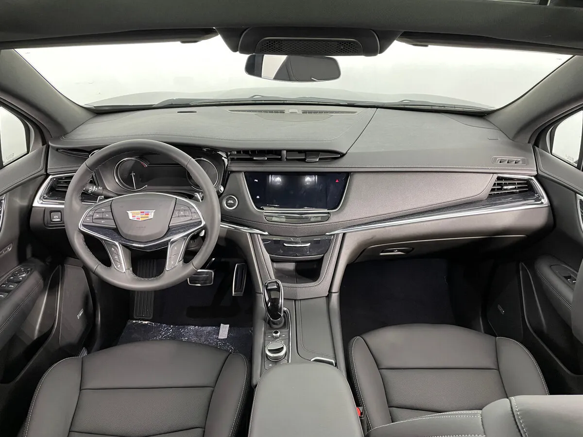 Check price and buy New Cadillac XT5 Restyling For Sale