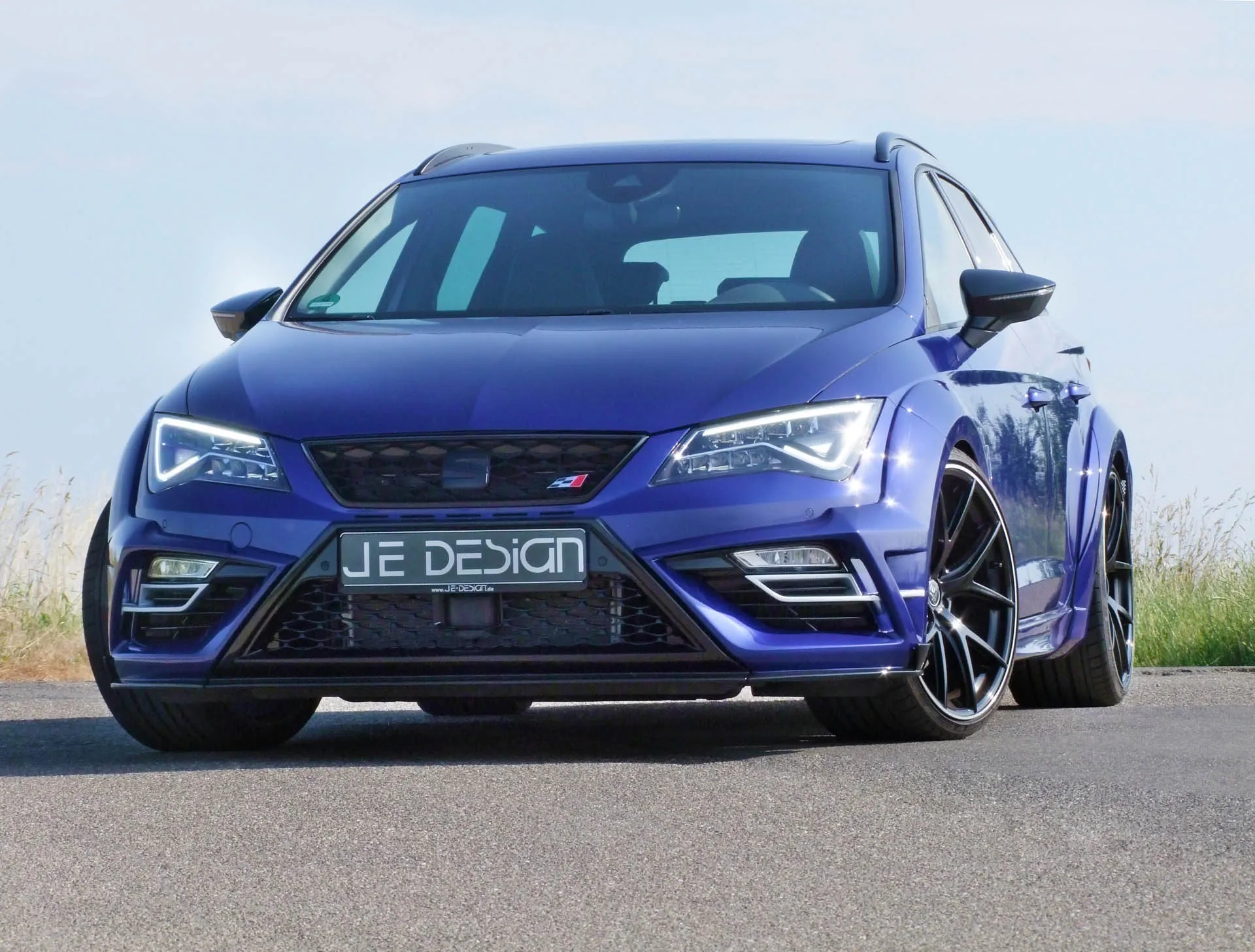 Check our price and buy JE Design body kit for Seat Leon ST FR + Cupra!