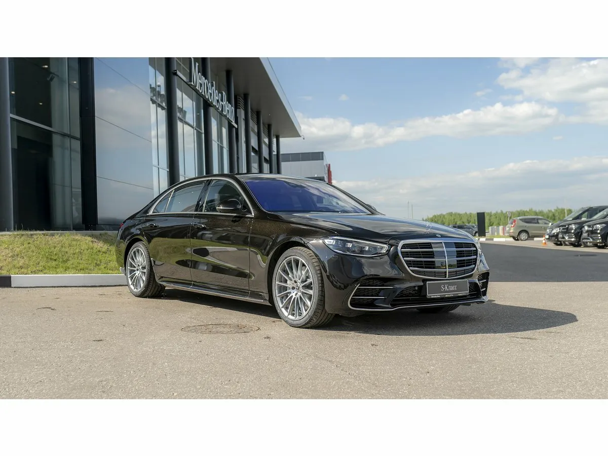 Check price and buy New Mercedes-Benz S-Class 350 d Long 4MATIC (W223) For Sale