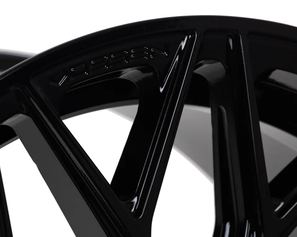 Vossen HF6 3 hybrid forged wheel — concave face detail