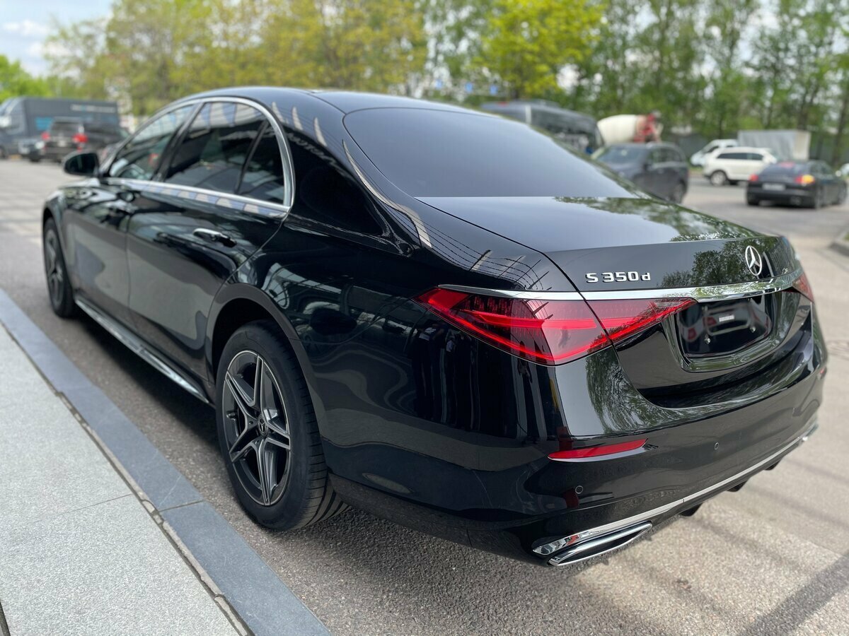 Check price and buy New Mercedes-Benz S-Class 350 d Long 4MATIC (W223) For Sale