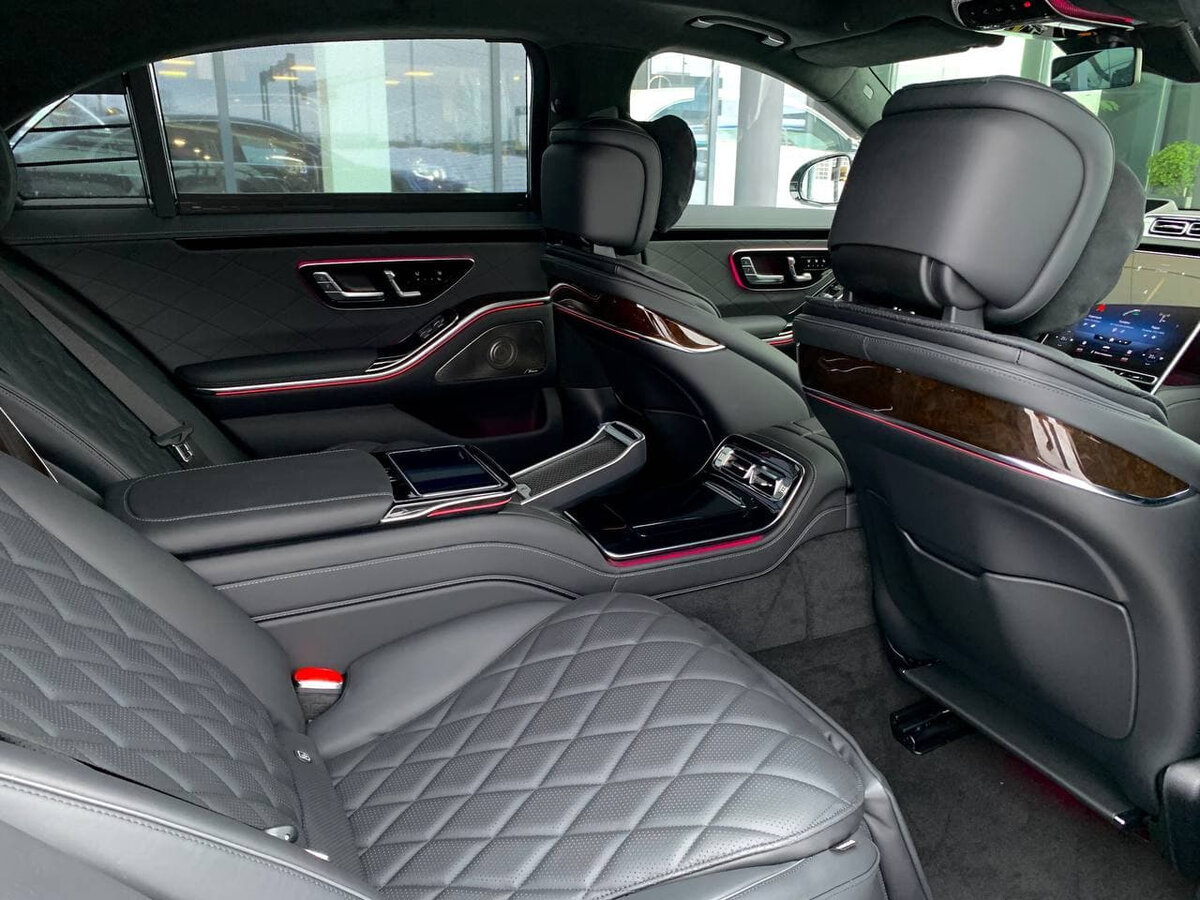 Check price and buy New Mercedes-Benz S-Class 580 Long 4MATIC (W223) For Sale