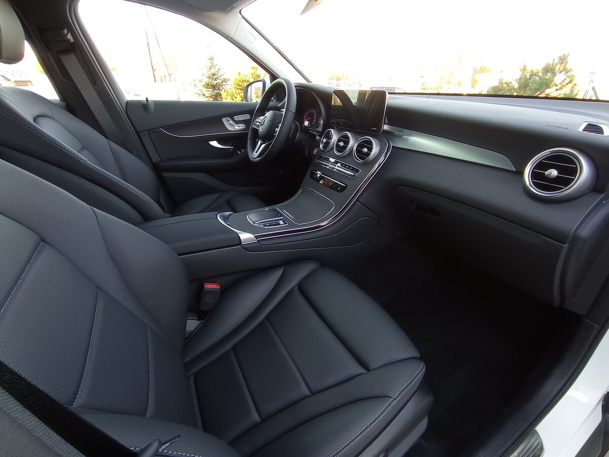 Check price and buy New Mercedes-Benz GLC 200 (X253) Restyling For Sale