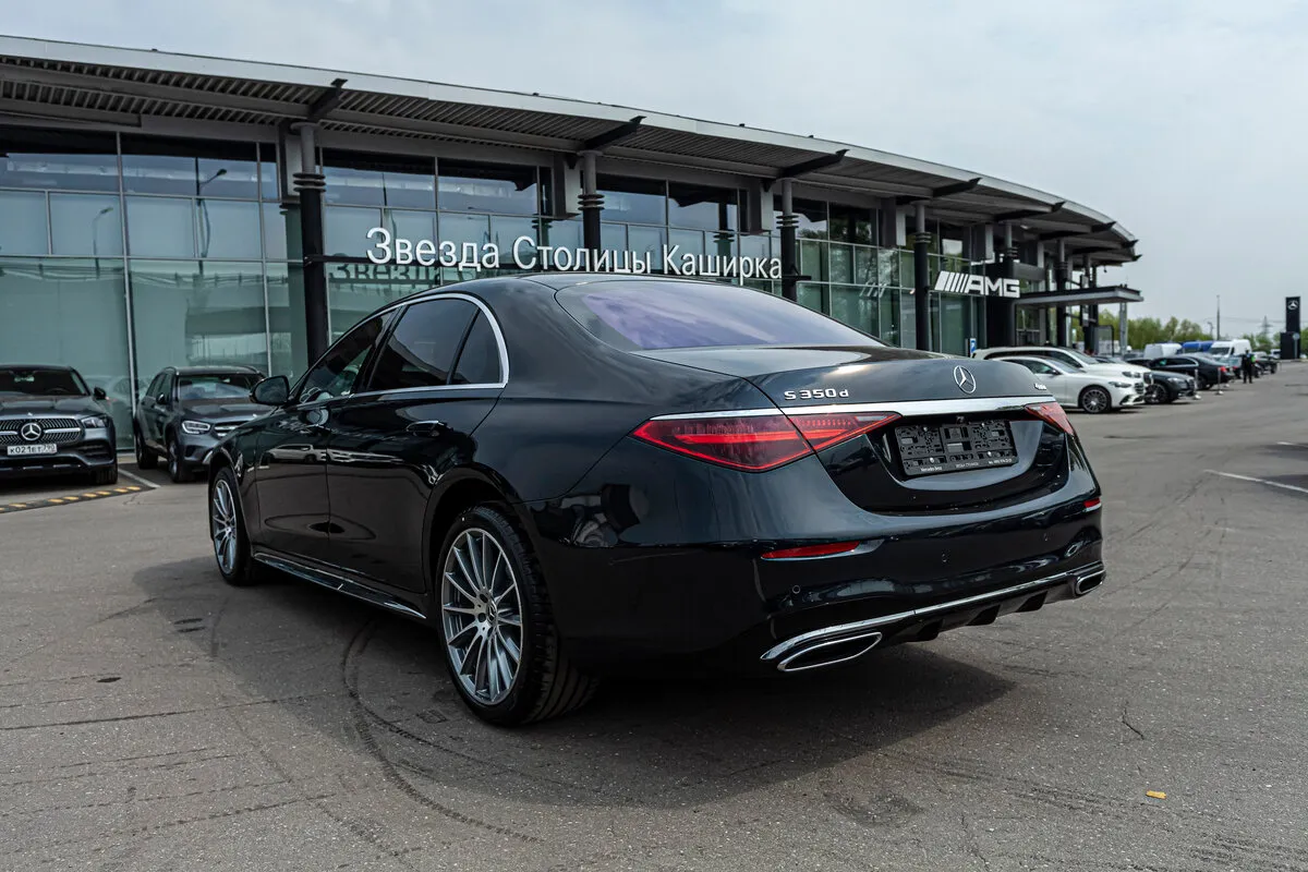 Check price and buy New Mercedes-Benz S-Class 350 d Long 4MATIC (W223) For Sale