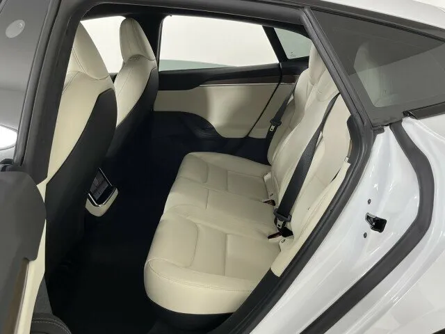 Check price and buy New Tesla Model S Plaid Restyling 2 For Sale