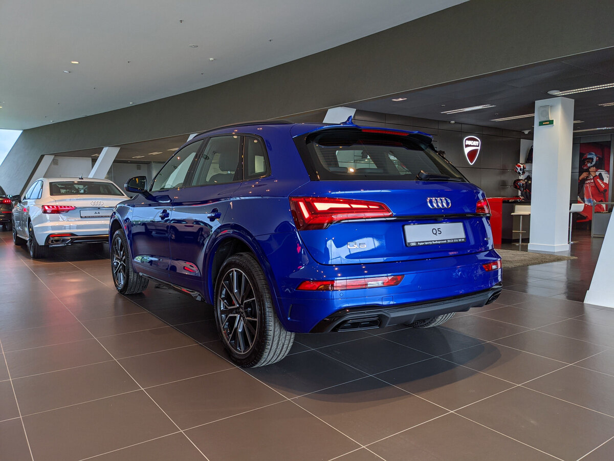 Check price and buy New Audi Q5 45 TFSI (FY) Restyling For Sale
