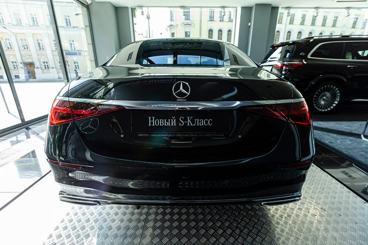 Check price and buy New Mercedes-Benz S-Class 350 d Long 4MATIC (W223) For Sale