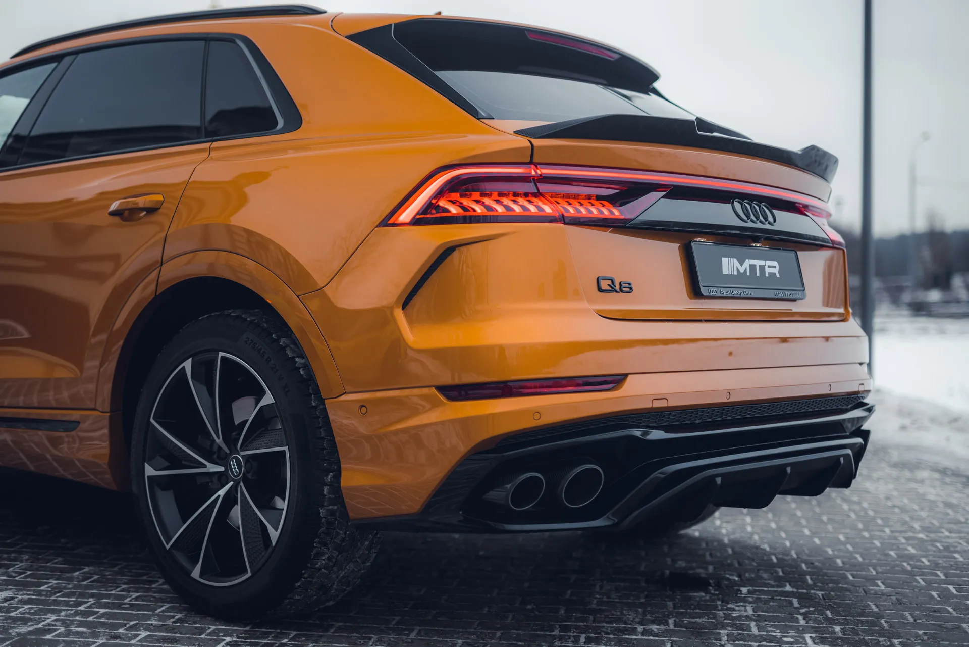 Trunk lid spoiler MTR Design carbon for Audi Q8