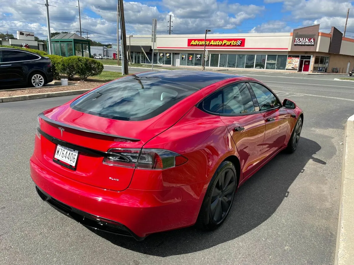 Check price and buy New Tesla Model S Plaid Restyling 2 For Sale