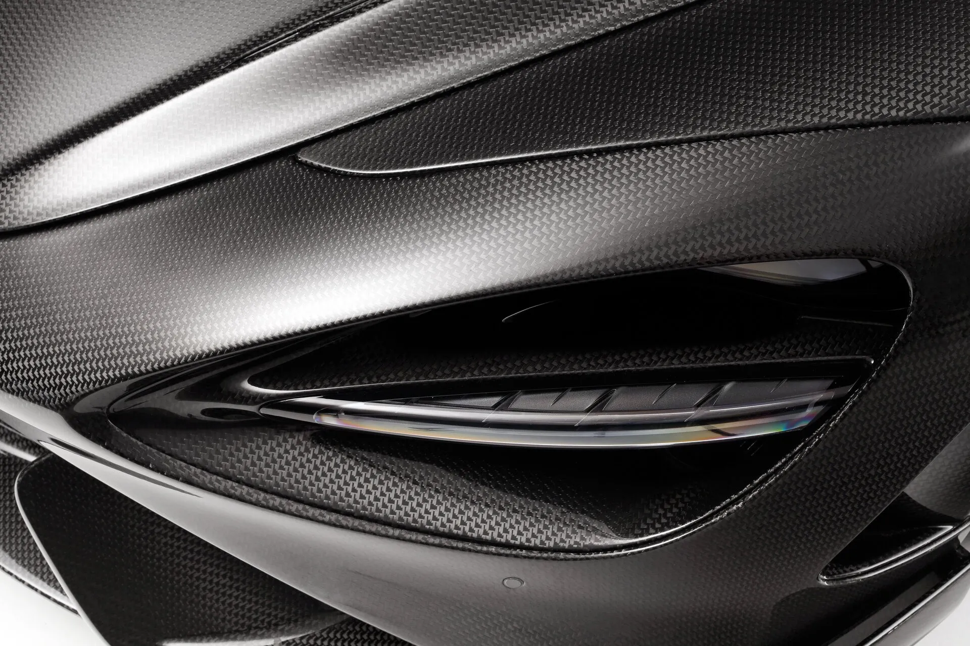 Check our price and buy Topcar Design body kit for McLaren 765 LT Spider Carbon Edition!