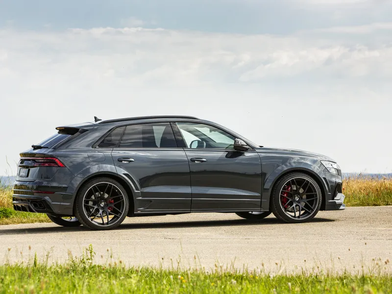 Check our price and buy Lumma CLR 8S body kit for Audi Q8