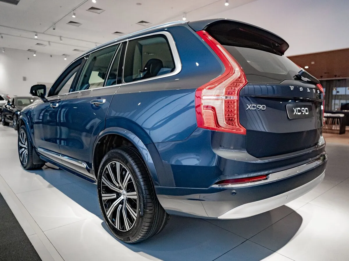 Check price and buy New Volvo XC90 Restyling For Sale