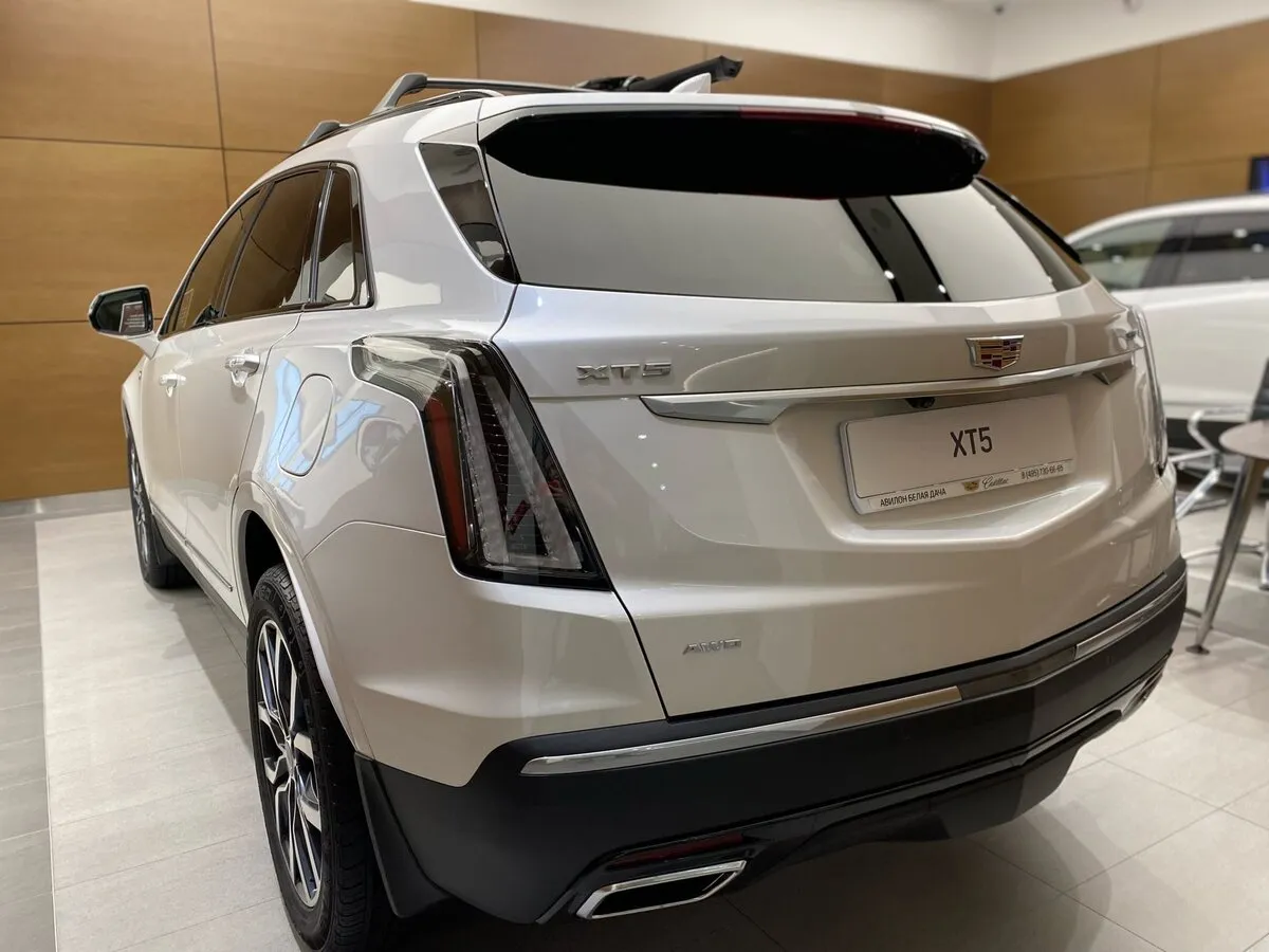 Check price and buy New Cadillac XT5 Restyling For Sale