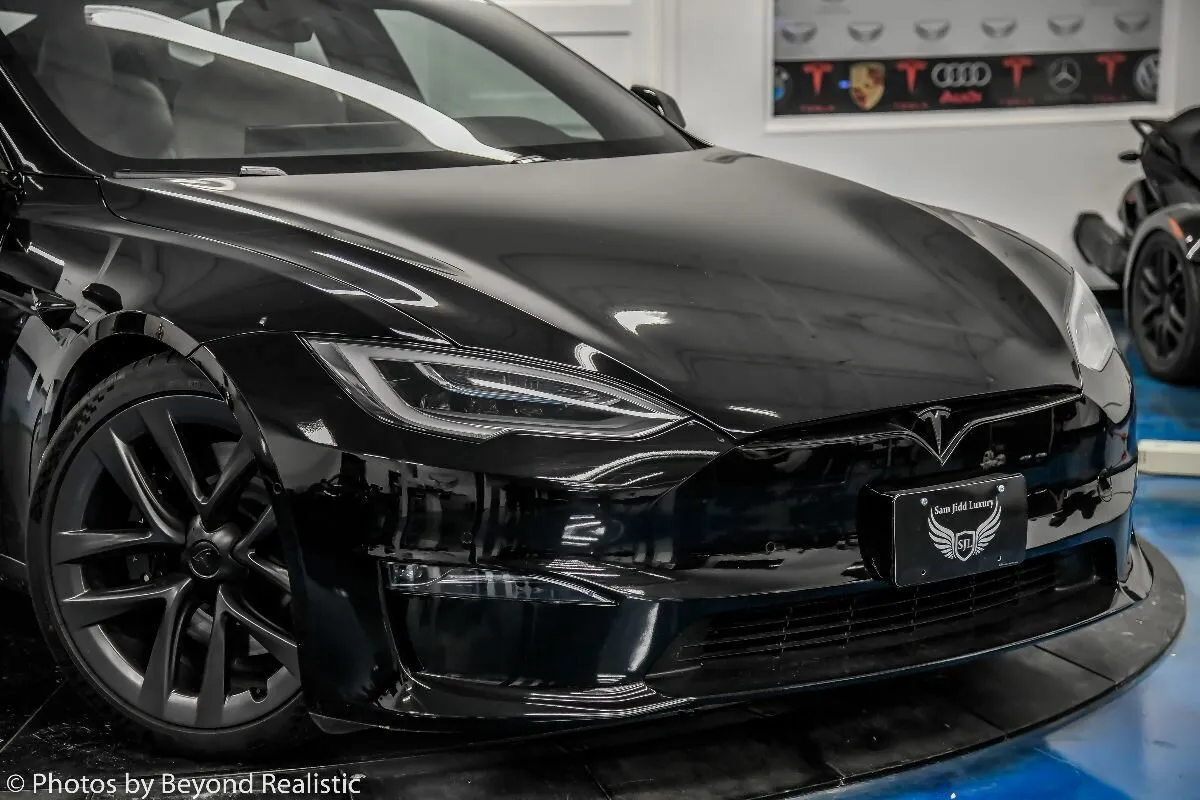 Check price and buy New Tesla Model S Plaid Restyling 2 For Sale