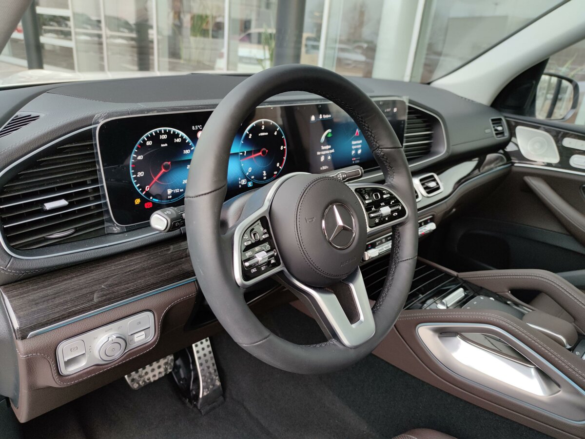 Check price and buy New Mercedes-Benz GLS 400 d (X167) For Sale